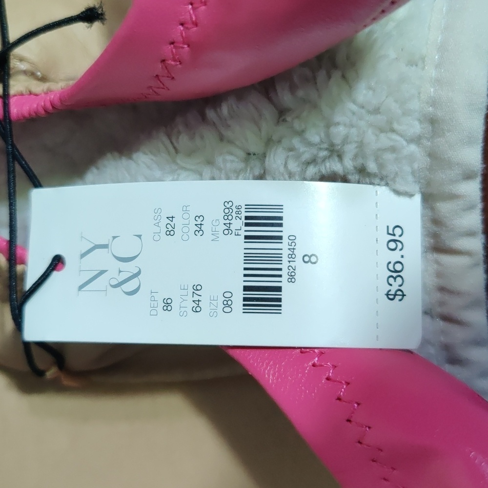 Shoes - Picture 5 of 6